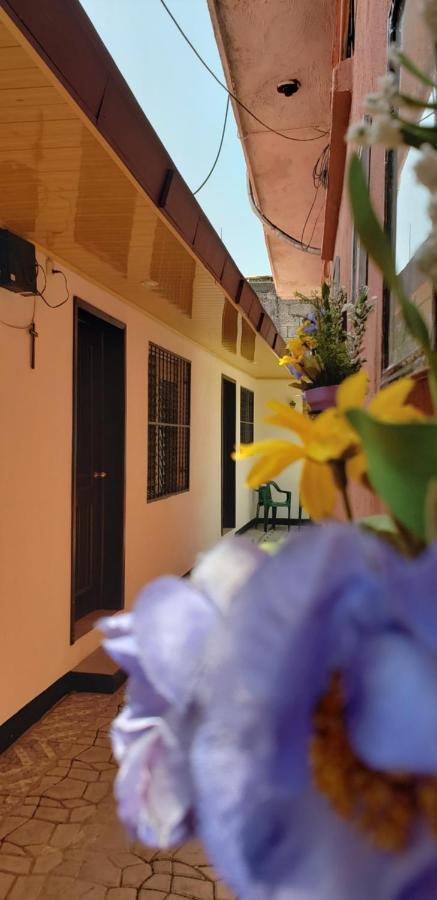 Judys Home - Bed And Breakfast Retalhuleu Exterior foto