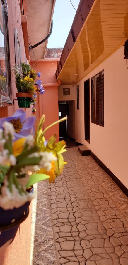 Judys Home - Bed And Breakfast Retalhuleu Exterior foto